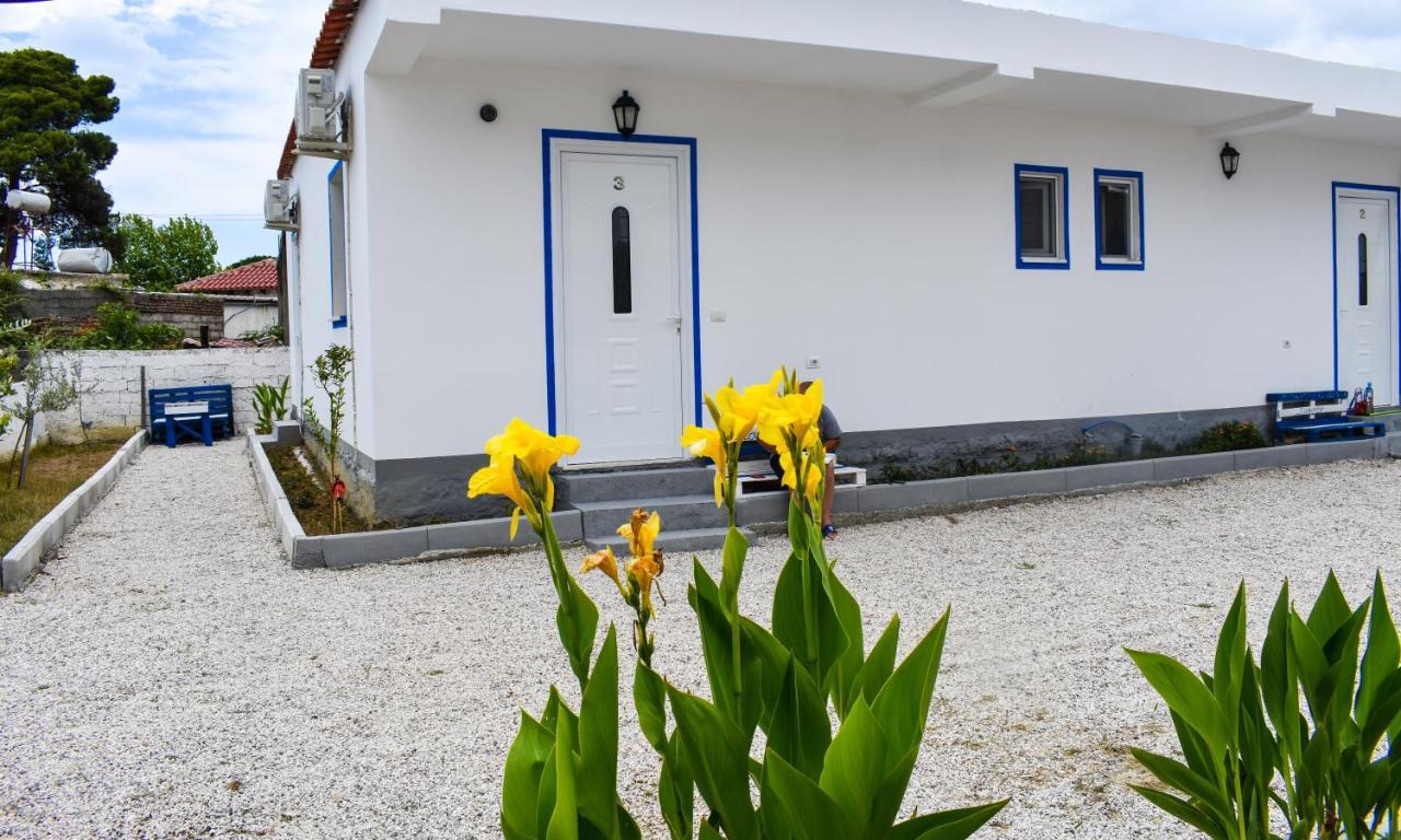 Troi Beach House Vlorë Esterno foto