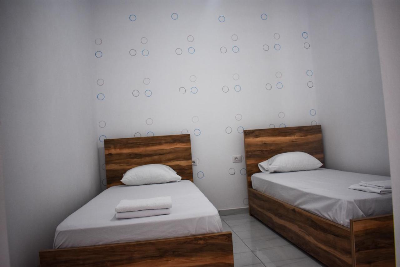Troi Beach House Vlorë Esterno foto