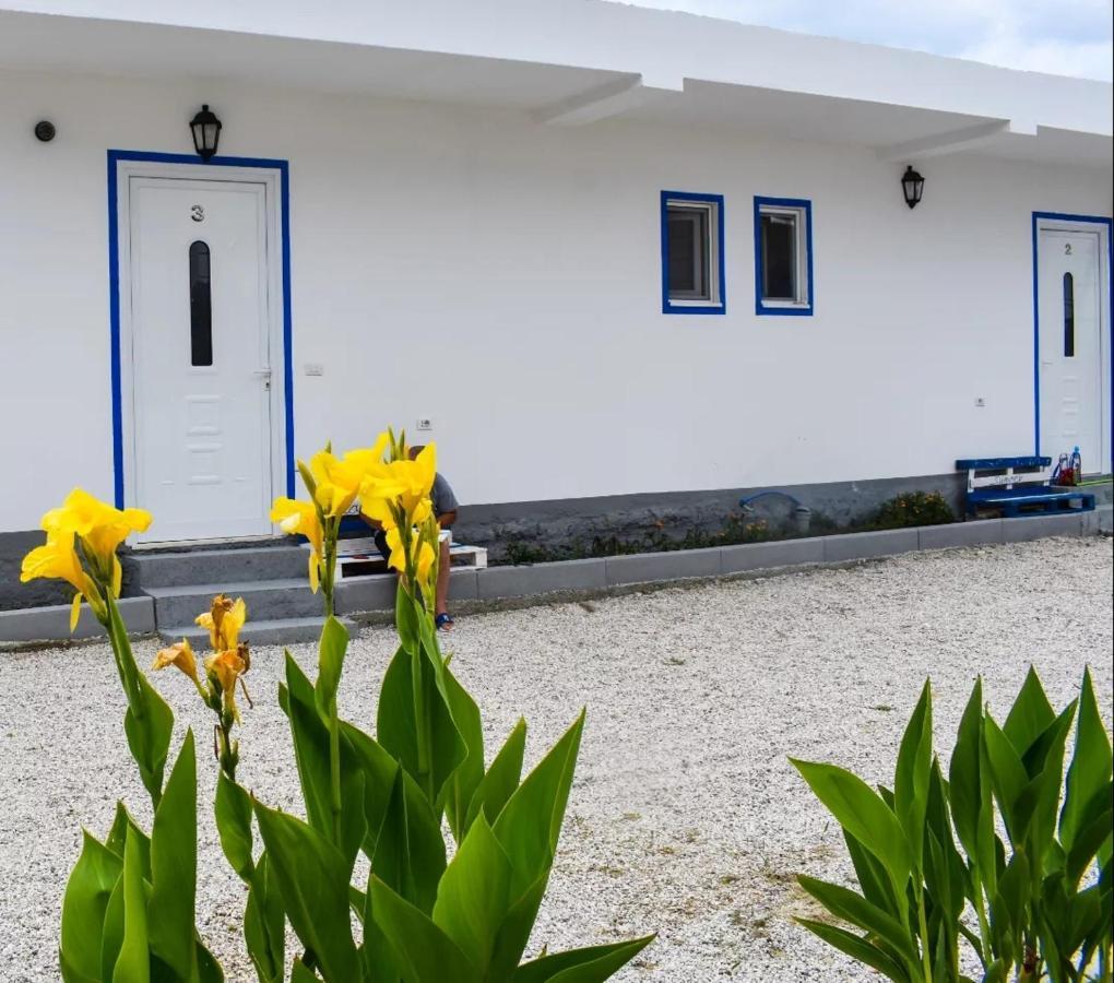 Troi Beach House Vlorë Esterno foto