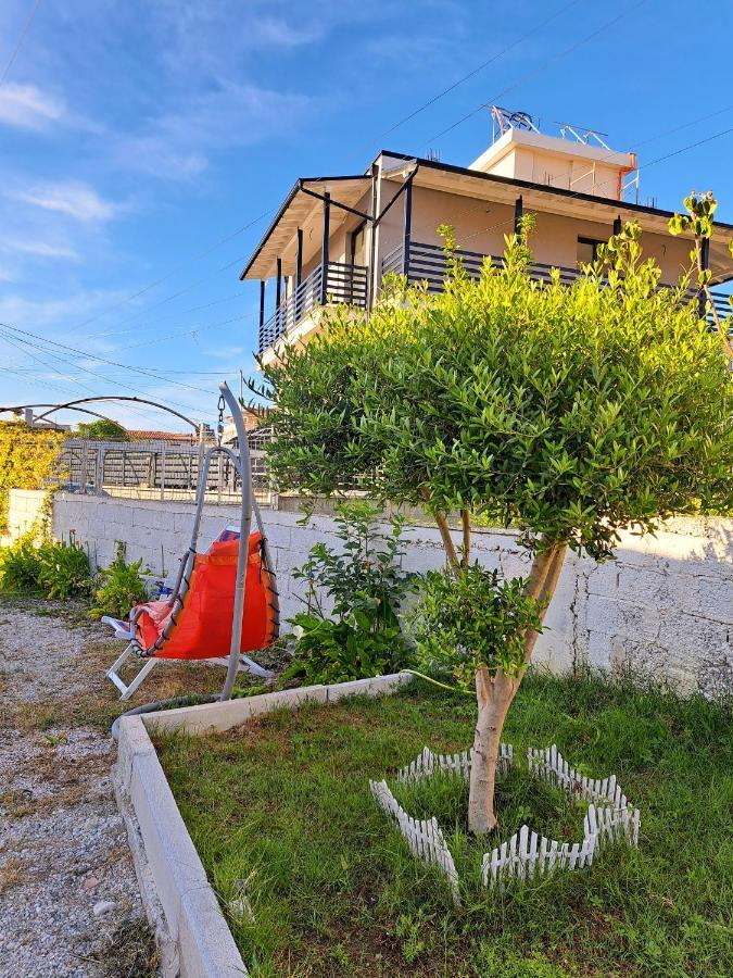 Troi Beach House Vlorë Esterno foto